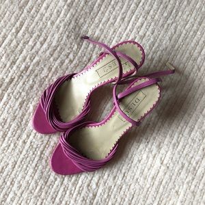Fuchsia low heel sandals